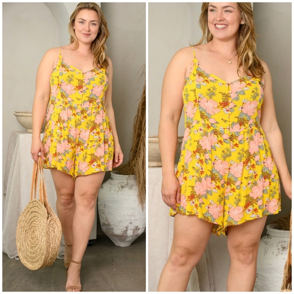 PLUS SIZE Boho Chic Yellow Spaghetti Straps Romper - Picture 1 of 5